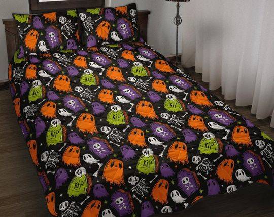 Halloween Quilted Blanket Bed Set, Halloween Quilt, Halloween Bedding, Spooky Quilted Bed Set, Halloween Bedding, Halloween Bedroom