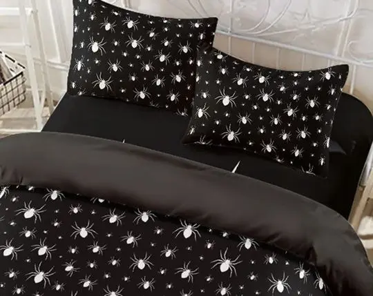 Spiders 4 Piece Bedding Set Gift For Your Girlfriend Boyfriend Gift For Love Gift For Friend Best Valentine Present Holiday Gift