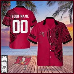 Personalize football Tampa Bay Buccaneers Polynesian Tattoo Design Hawaiian Shirt Gift For Your Girlfriend Boyfriend Gift For Love Gift For Friend Best Valentine Present Holiday Gift