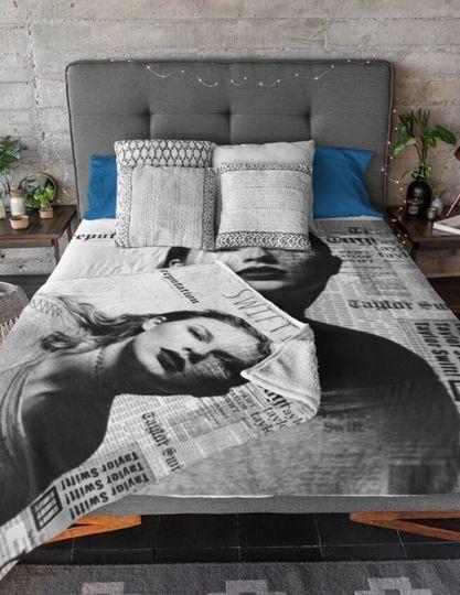 Sleep Soundly with Our Taylor-Inspired Bedding Set - The Perfect Christmas GiftGift For Your Girlfriend Boyfriend Gift For Love Gift For Friend Best Valentine Present Holiday Gift