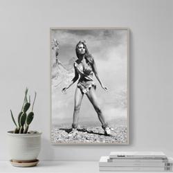 Raquel Welch One Million Years BC Poster Meaningful Gift For Family Gift For Boyfriend Valentine Gift Birthday Gift Holiday Gift