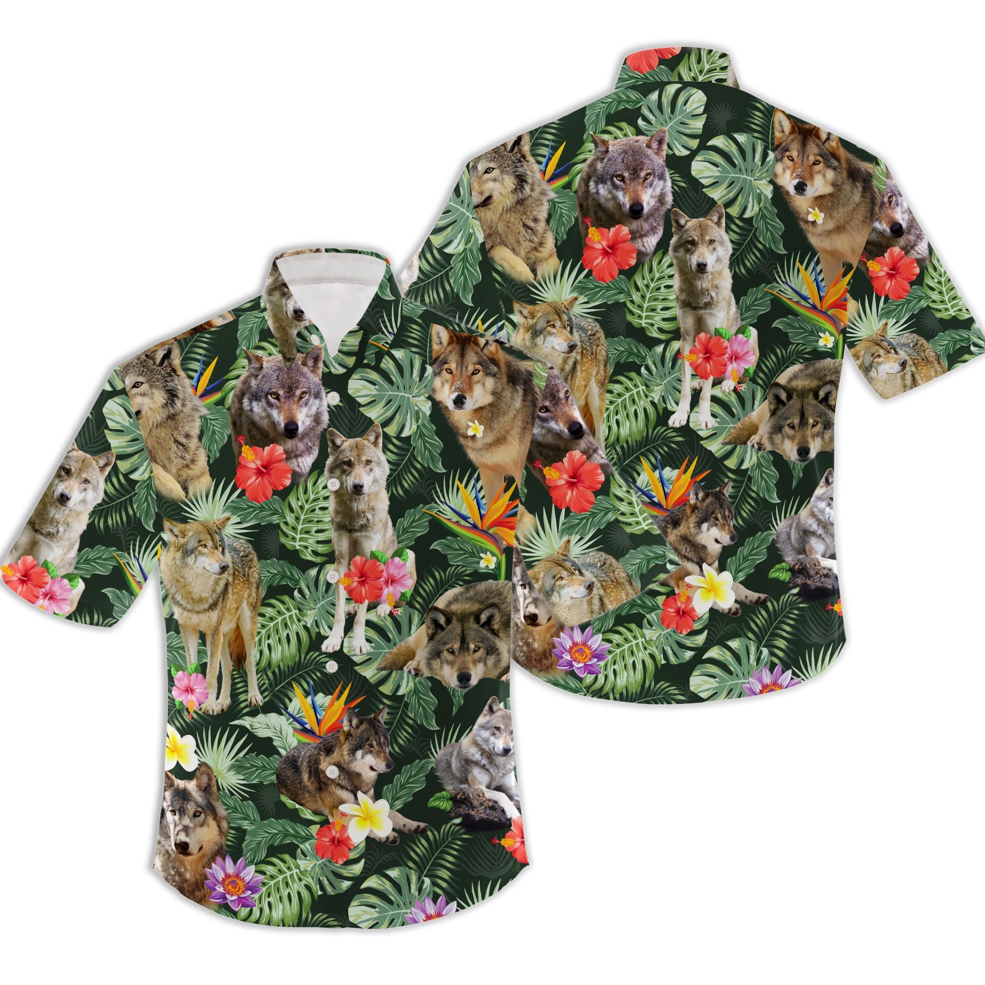 Wolf Hawaiian Shirts, Aloha Tshirt, Wolf Lovers, Hawaiian Shirt Men Gift For Your Girlfriend Boyfriend Gift For Love Gift For Friend Best Valentine Present Holiday Gift
