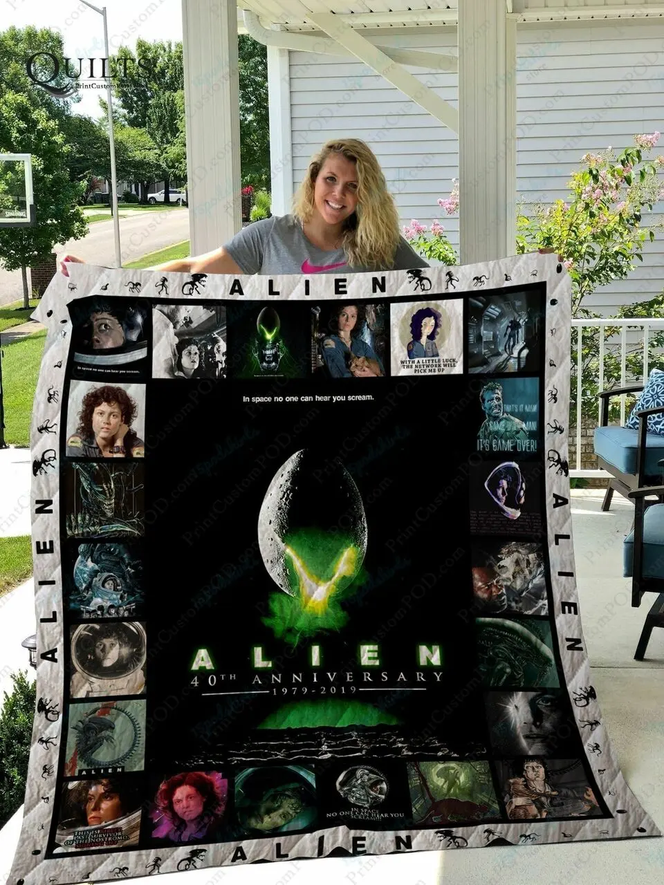 Adu Alien Quilt Blanket Ver 2 and Home Decor