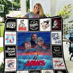 Adu Jaws Quilt Blanket Ver 17 8 and Home Decor