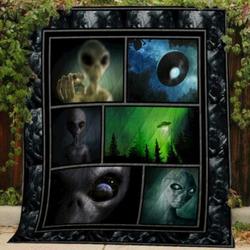 Aliens Quilt V1 Design By Exrain and Home Decor