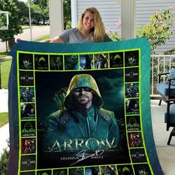 Arrow Stephen Amell All Season Plus Size Quilt Blanket and Home Decor
