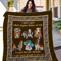 Basset Hound 09 Ndq0432 Quilt  Quilt and Home Decor
