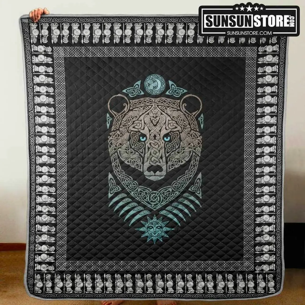 Bear Viking Hur Quilt Cysiad and Home Decor