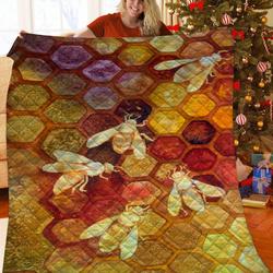 Bee Jfj Quilt Rt and Home Decor