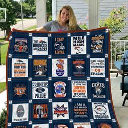Bl Db Caro Quilt Blanket and Home Decor