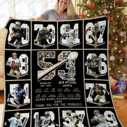 Bl Nos Anni Quilt Blanket and Home Decor