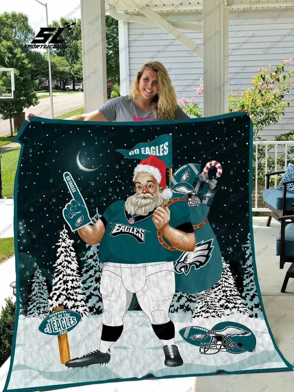 Bl Pe Quilt Blanket and Home Decor