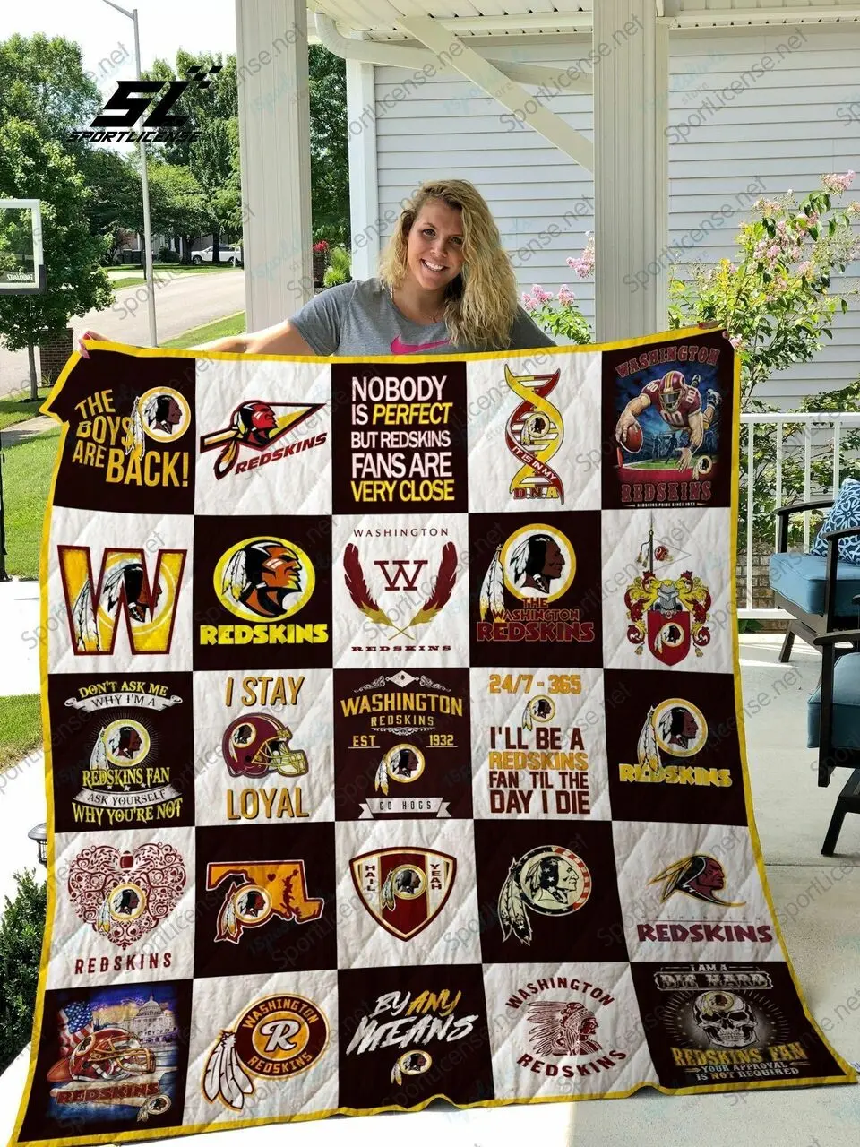 Bl Wr Quilt Blanket Ver 25 and Home Decor