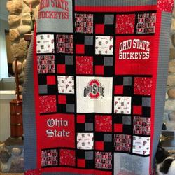 Bugeyes Quilt Blanket Lv01  Quilt and Home Decor