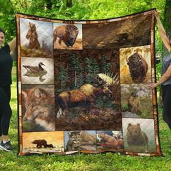 Canada Animals Rustic Style Premium Quilt  Bn  Quilt and Home Decor