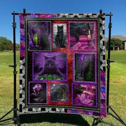 Cat Hur Quilt zf and Home Decor