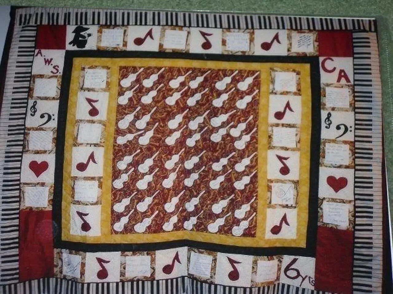 Cello Hur Quilt Bevrbm and Home Decor