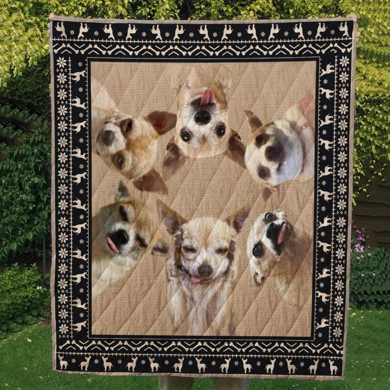 Chihuahua 03 Ndq0211 Quilt Quilt and Home Decor