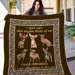 Chihuahua 09 Ndq0442 Quilt  Quilt and Home Decor
