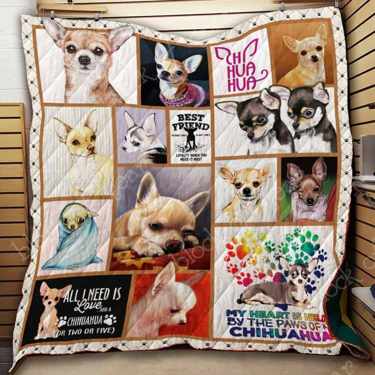 Chihuahua Ah Quilt Derqpu and Home Decor