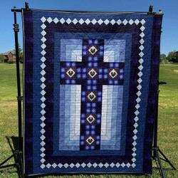 Cross Hur Quilt Bevrwo and Home Decor