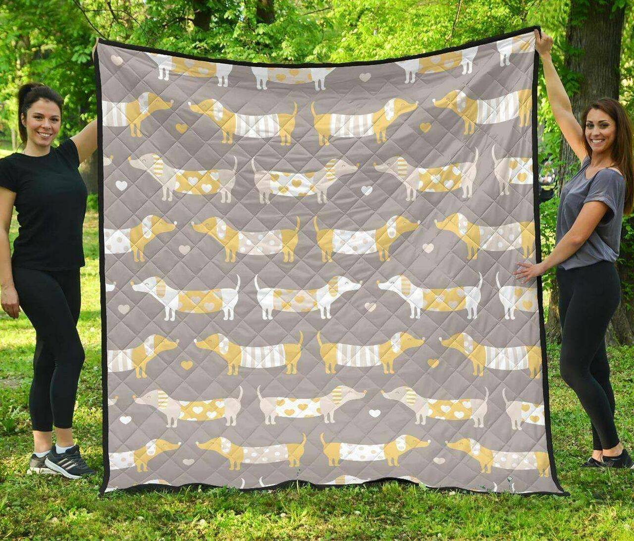 Cute Dachshund Dog Pattern DHCDHC DT1910 Quilt Blanket and Home Decor