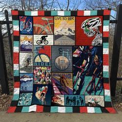 Cycling Hur Quilt Bevris and Home Decor
