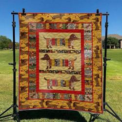 Dachshund Dog Hur Quilt gq and Home Decor