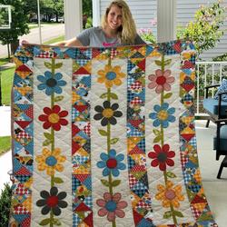 Daisy Flowers Quilt  Quilt and Home Decor