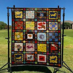 DasTDhund TD2709287 Quilt Blanket and Home Decor