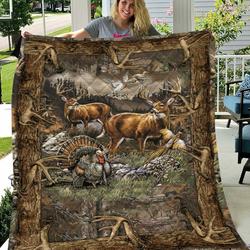Deer Hunting Like Quilt Blanket and Home Decor