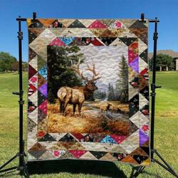 Deer Hur Quilt qq and Home Decor