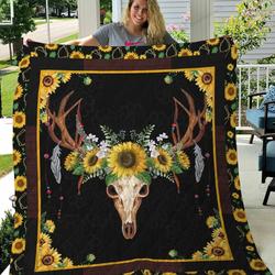 Deer Skull Wearing Sunflower Wreath Quilt Blanket Great Customized Gifts For Birthday Christmas Thanksgiving Perfect Gifts For Sunflower Lover and Home Decor