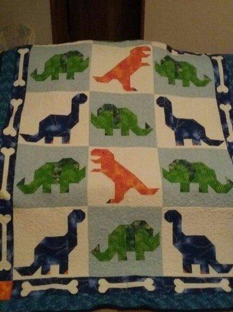Dinosaur Hur Quilt ae and Home Decor