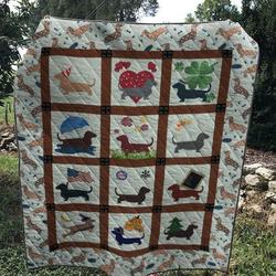 Dog Dachshund 1103 38 Quilt Blanket  Quilt and Home Decor