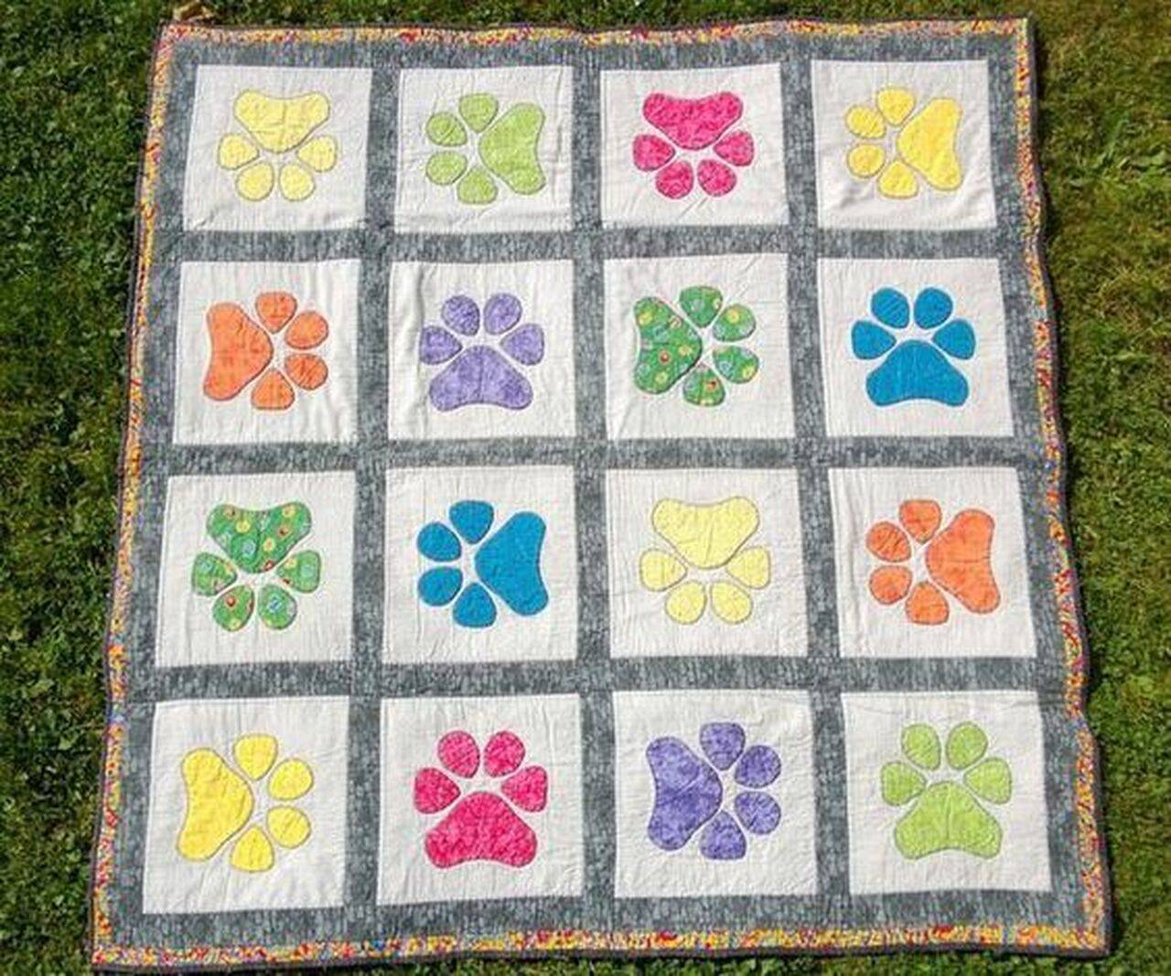 Dog Feet Clp200632 Quilt Blanket and Home Decor