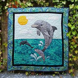 Dolphin Ng072003B Tbg Quilt Blanket and Home Decor