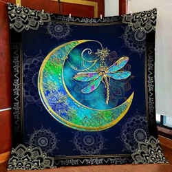 Dragon And Moon Quilt  Dnstyles and Home Decor