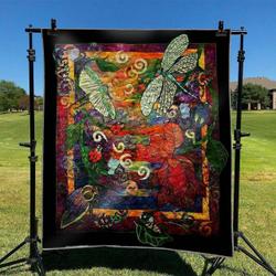 Dragonfly Hur Quilt in and Home Decor