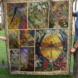 Dragonfly Quilt V7 and Home Decor