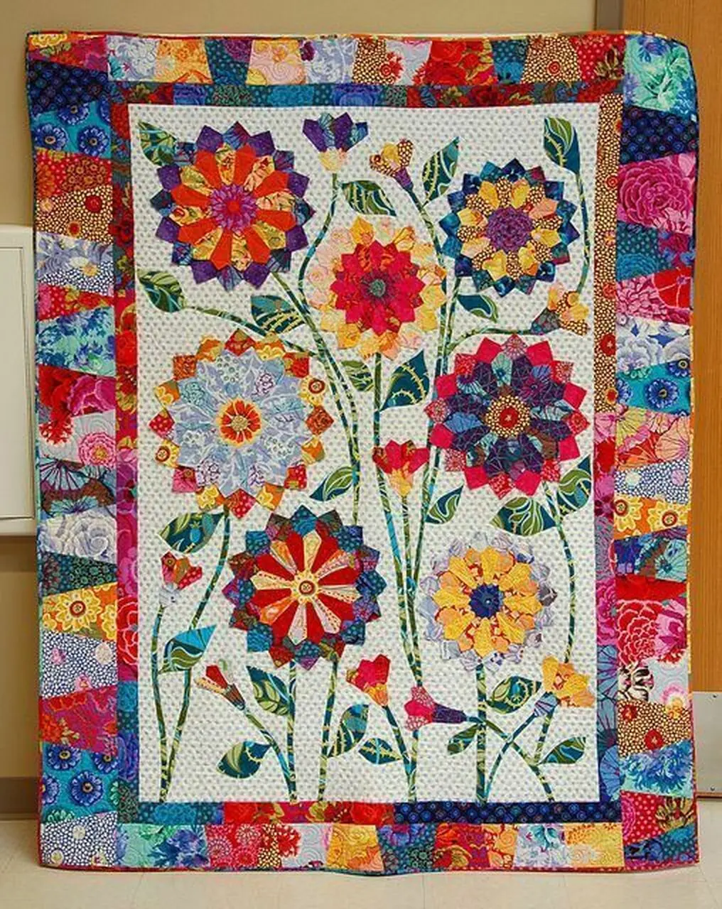 Dresden Garden Party Hur Quilt Cysisd and Home Decor