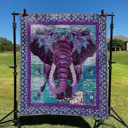 Elephant Hur Quilt Bevriz and Home Decor