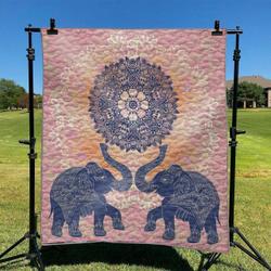 Elephant Hur Quilt Bevrtt and Home Decor