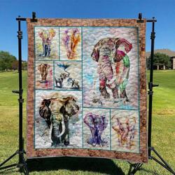 Elephant Hur Quilt wf and Home Decor