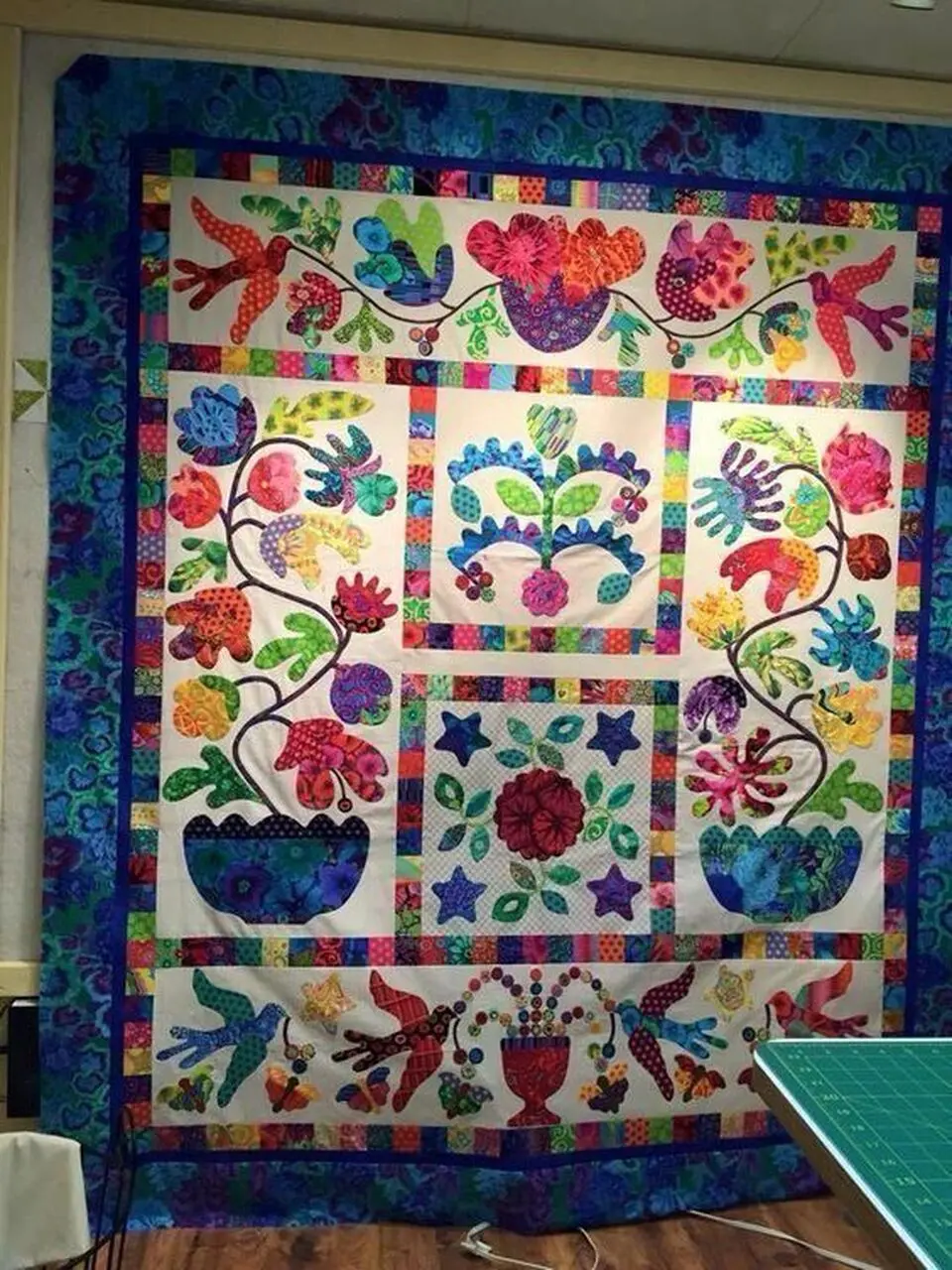 Flower Garden And Bird Hur Quilt dk and Home Decor