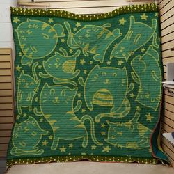 Funny Cat Quilt and Home Decor