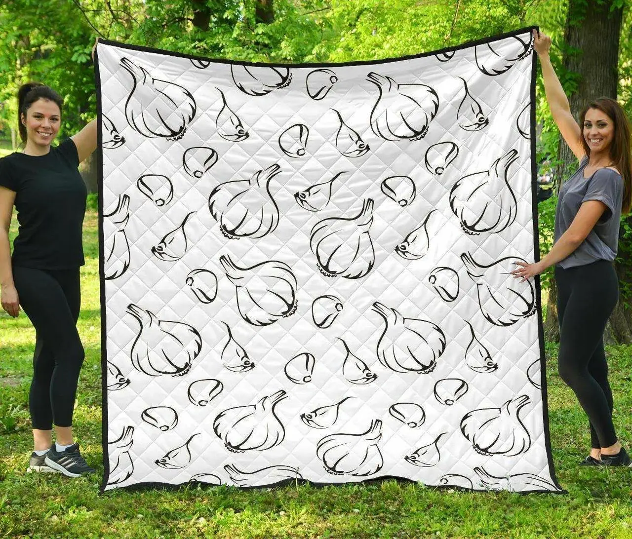 Garlic Pattern Black White DHCDHC DT1910 Quilt Blanket and Home Decor