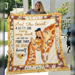 Giraffe Awesome E Quilt Derqtk and Home Decor