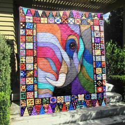 Giraffe Kung Kung Kung U Quilt Or and Home Decor