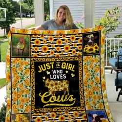 Girl Loves Cows Quilt Blanket Dhc1501502Vt and Home Decor